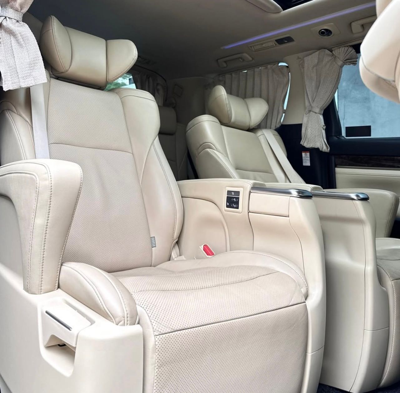 ALPHARD FACELIFT - 2